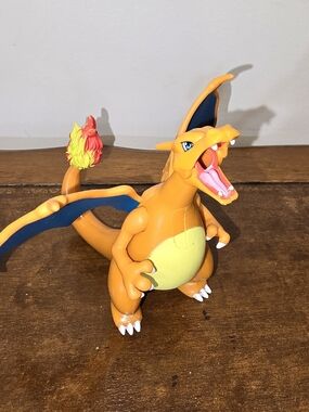 Pokémon Charizard Action Figure Toy Fire Dragon Loose Collectible 6"